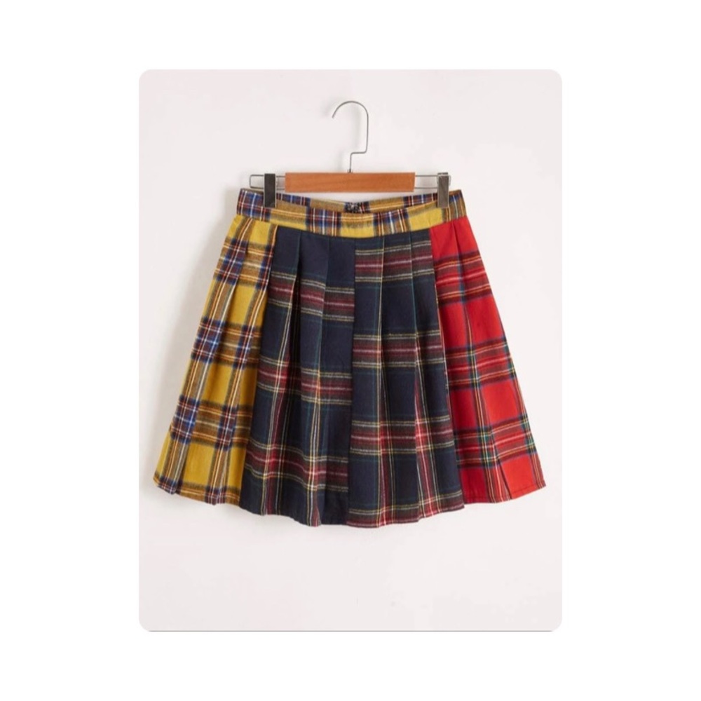 Color Block Pleated Skirt
